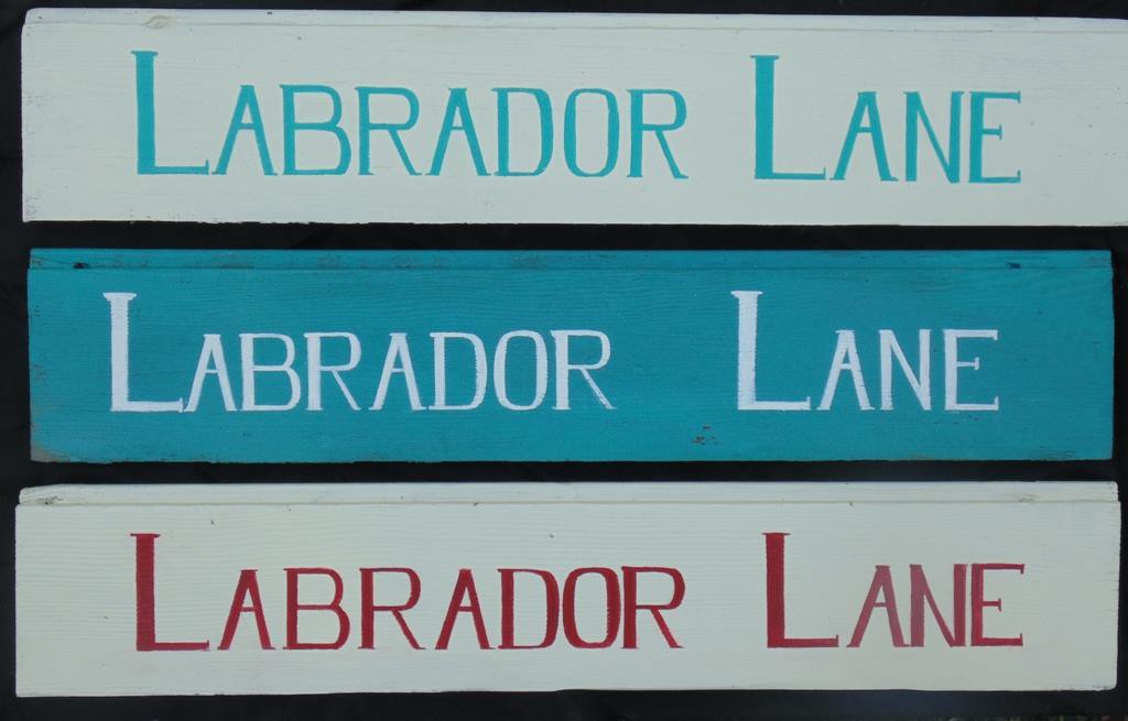 Labrador Lane sign